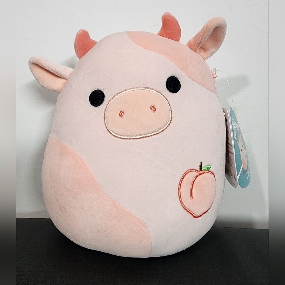 New Squishmallows Lilaz 8" Pink Strawberry Cow Hot Topic Plush NEW